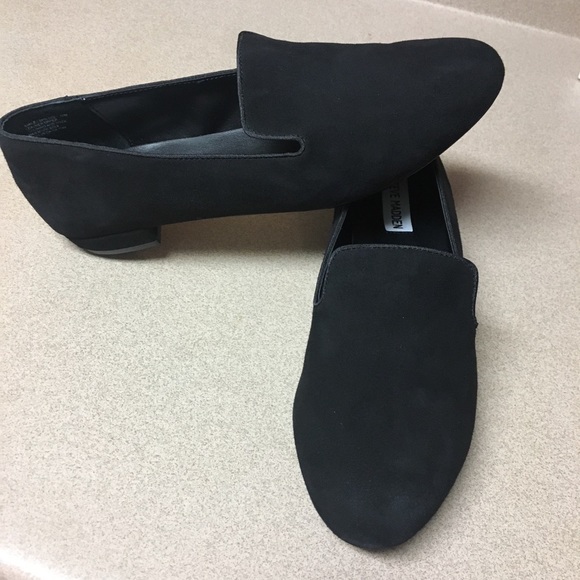 Steve Madden Shoes - New! Steve Madden Smile suede loafer